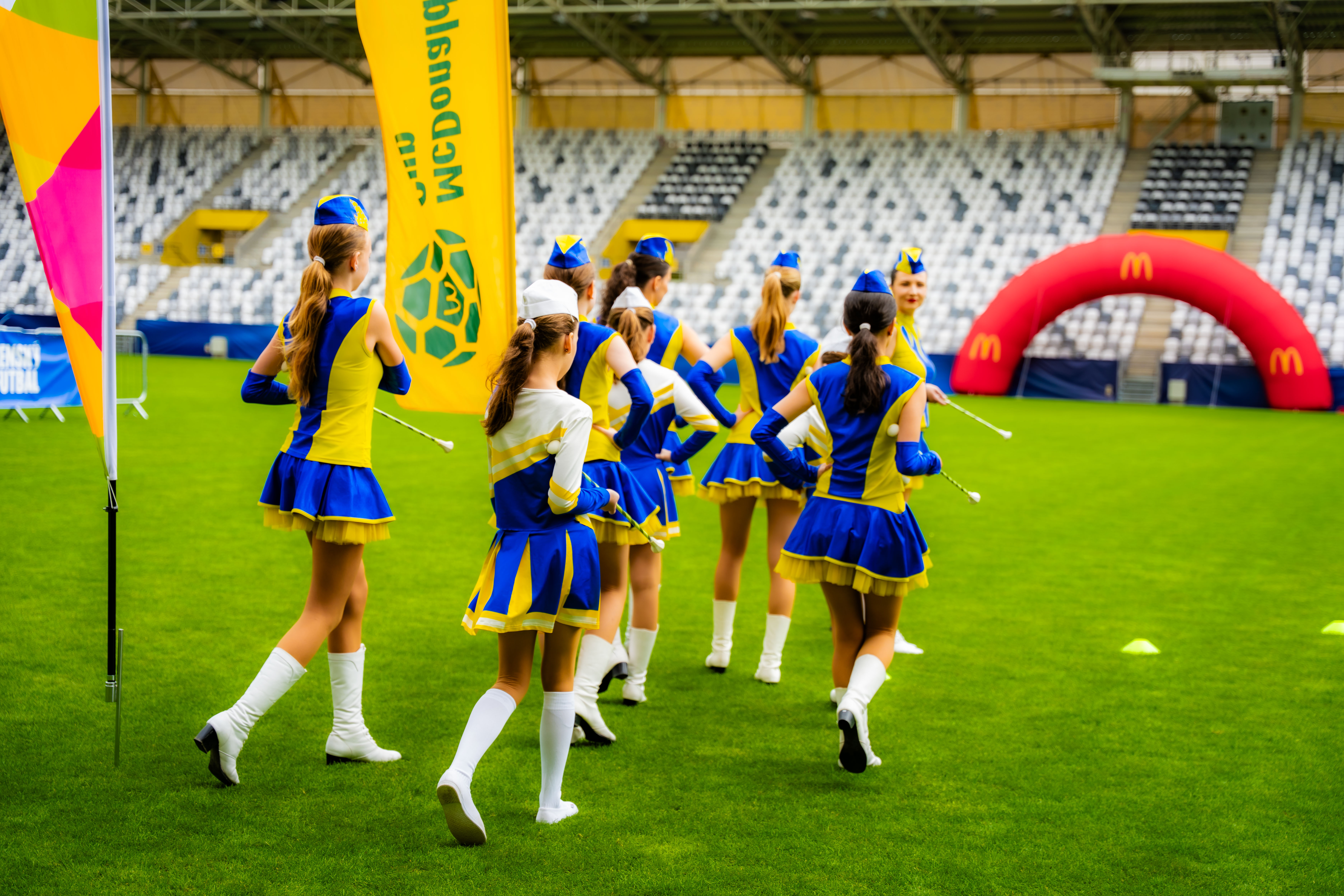 McDonalds Cup - Majstrovstva Slovenska vo futbale najmladsich ziakov a ziacok-1-10